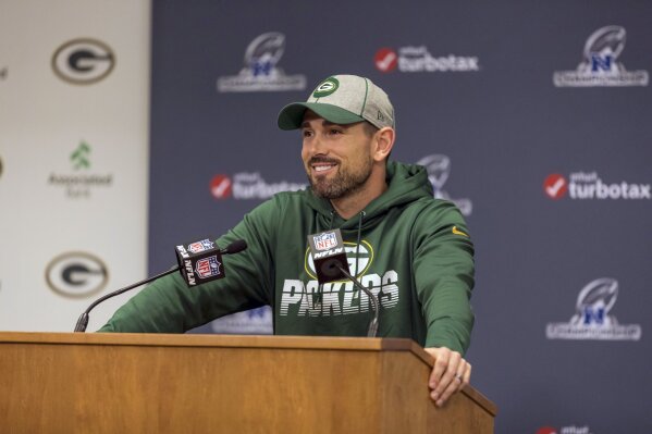 Packers don t take any receivers in surprise draft move AP News